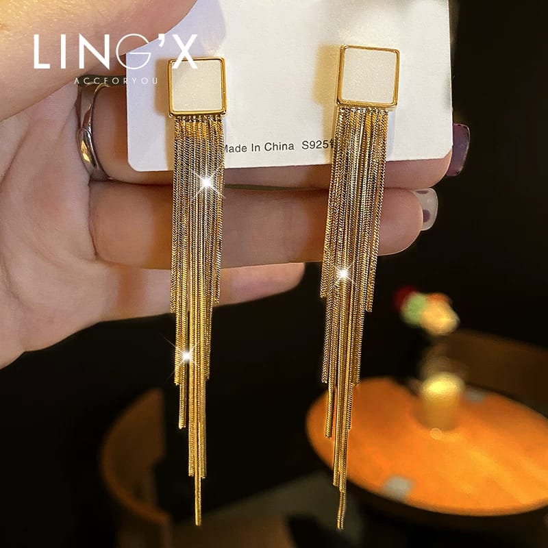Elegant high-quality beautiful earrings pair for women
