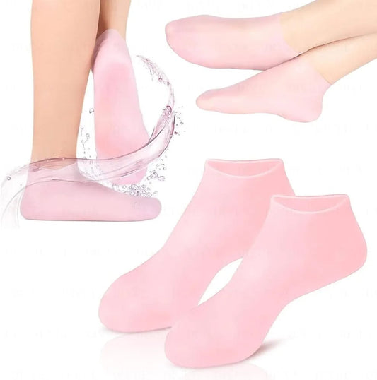 Silicone Gel Heel Moisturizer sleeves for cracked heels and dry feet treatment, transparent and reusable

